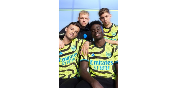 Arsenal 2023-24 Auswärtstrikot